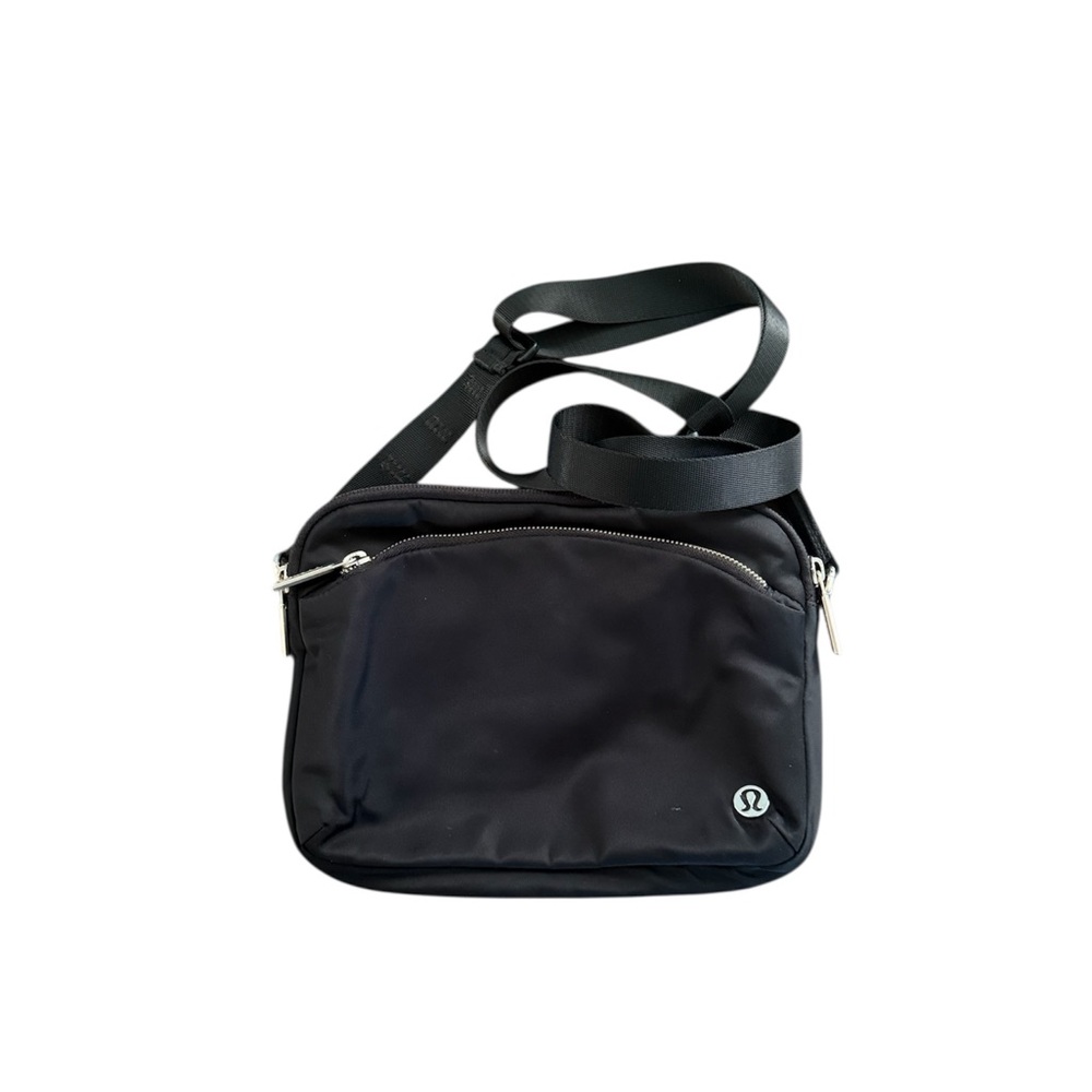 lululemon City Adventure Crossbody Bag